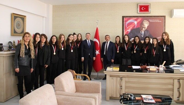 Bakış Medya'ya 4 ödül birden